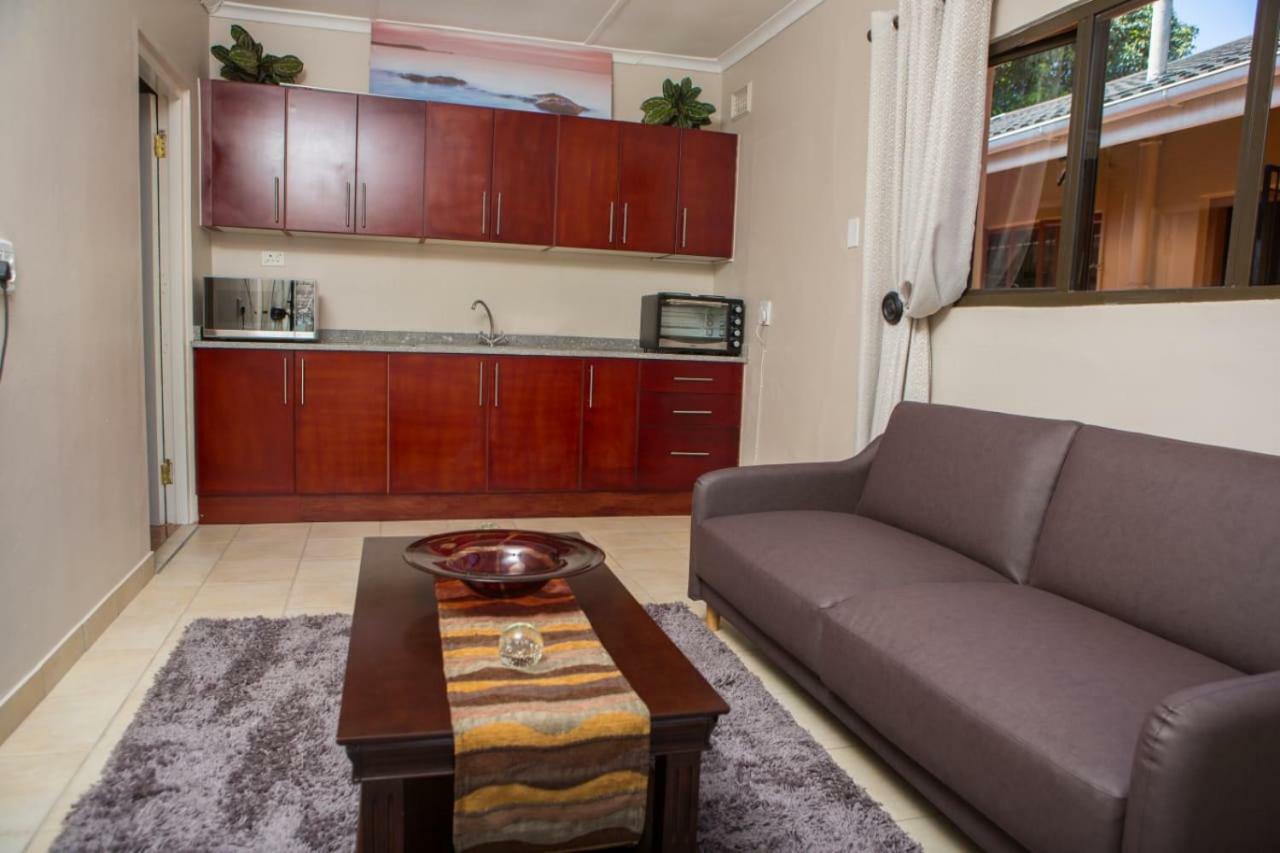 Dyna Guest House เดอร์บัน ภายนอก รูปภาพ